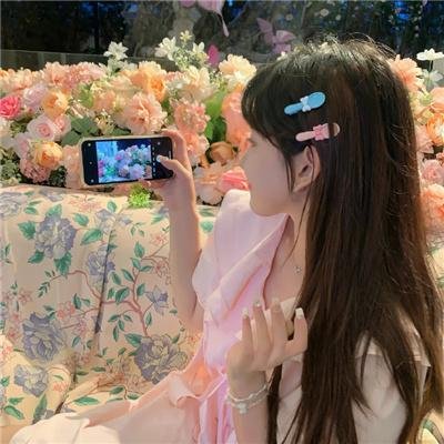 以泥为妆